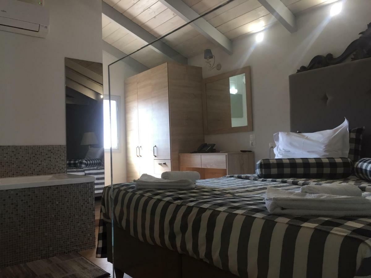 Porto Enetiko Suites Rethymno  Exterior photo
