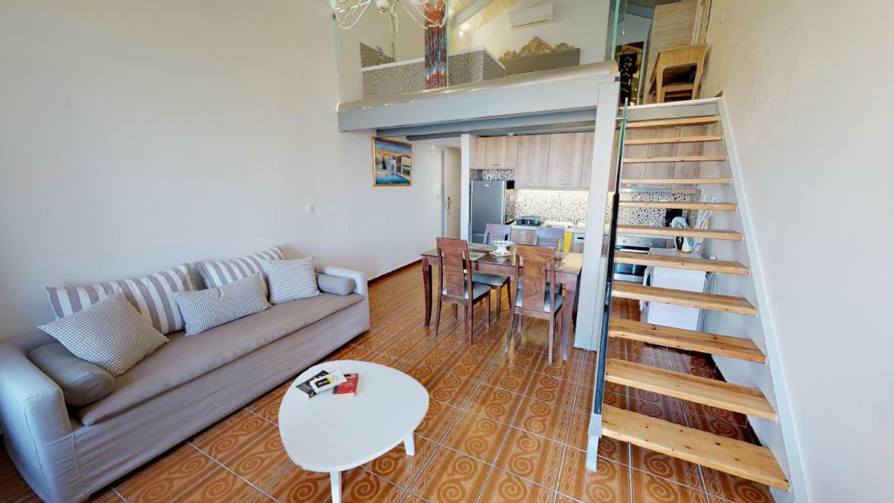 Porto Enetiko Suites Rethymno  Exterior photo