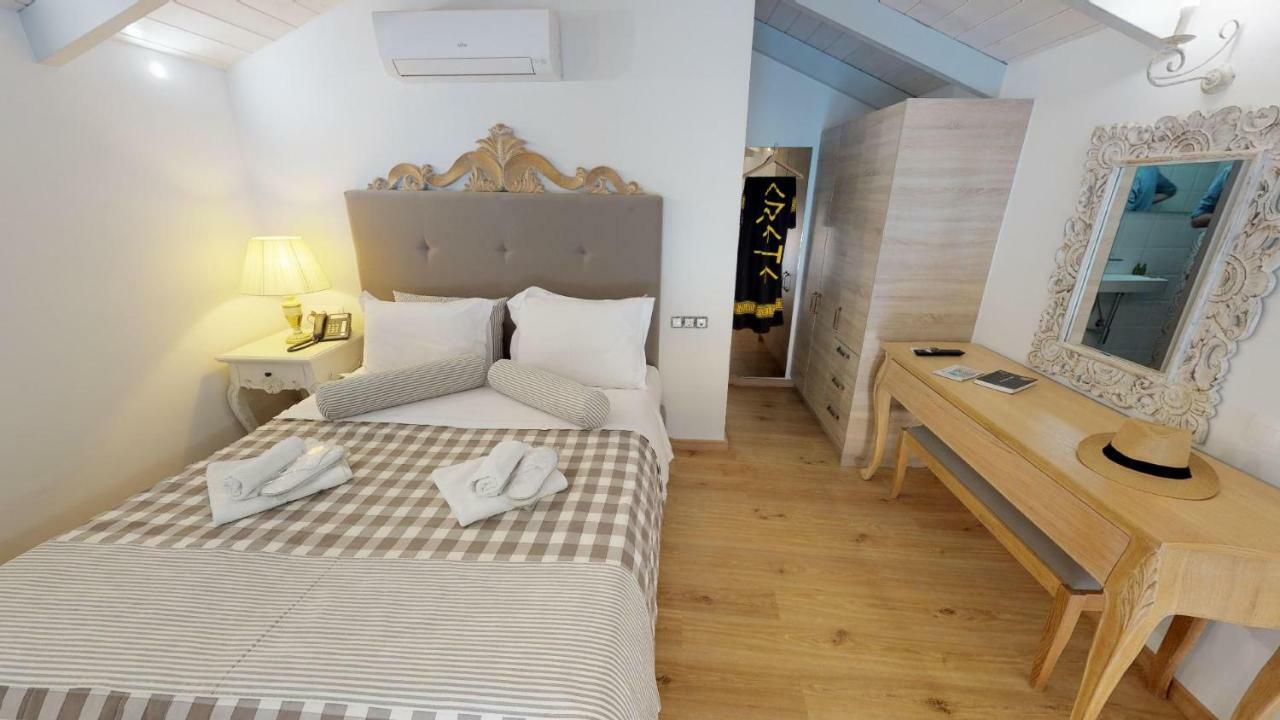Porto Enetiko Suites Rethymno  Exterior photo